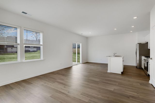 140 Saddlebred Way, Rossville, GA 30741