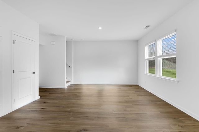 140 Saddlebred Way, Rossville, GA 30741