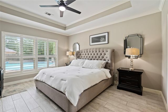 409 Silverleaf Drive, Friendswood, TX 77546