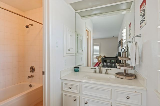 409 Silverleaf Drive, Friendswood, TX 77546