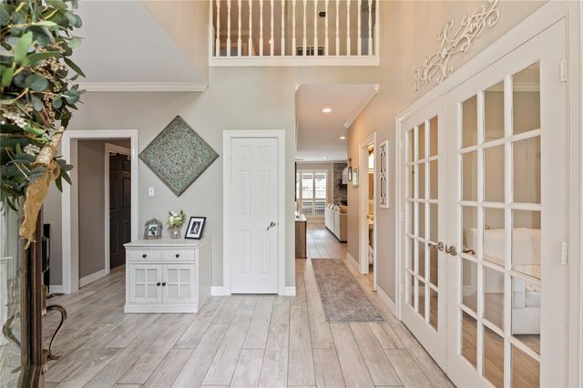 409 Silverleaf Drive, Friendswood, TX 77546