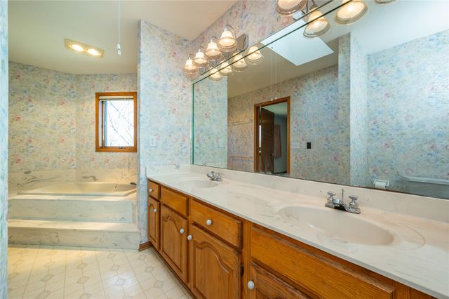 4514 47th Street, Des Moines, IA 50310