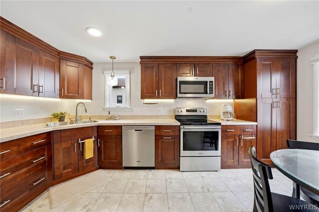 51 Ellwood Avenue, Tonawanda, NY 14223