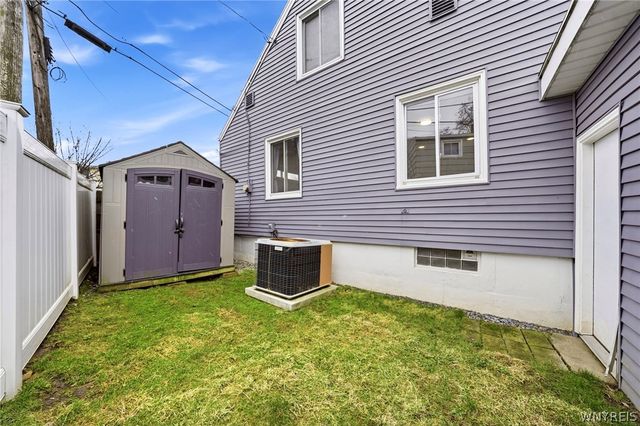 51 Ellwood Avenue, Tonawanda, NY 14223