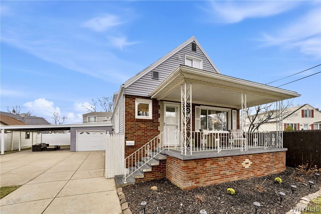 51 Ellwood Avenue, Tonawanda, NY 14223