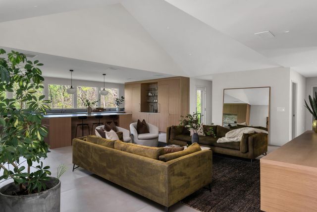 6003 Sherwood Dr, Nashville, TN 37215