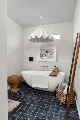 6003 Sherwood Dr, Nashville, TN 37215