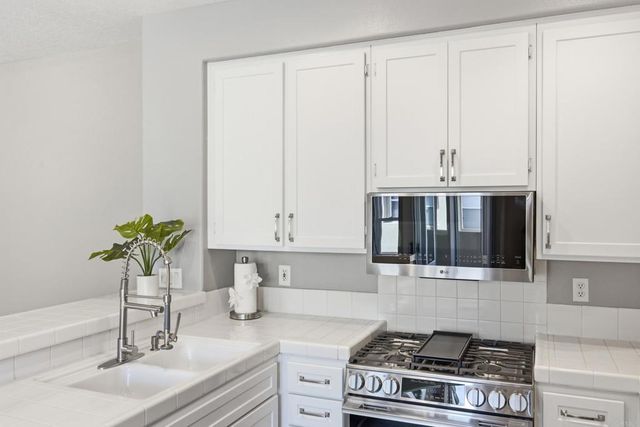 28362 Pueblo Drive, Lake Forest, CA 92679