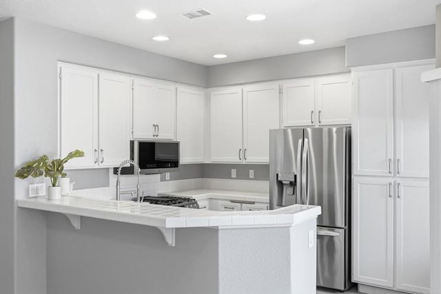 28362 Pueblo Drive, Lake Forest, CA 92679
