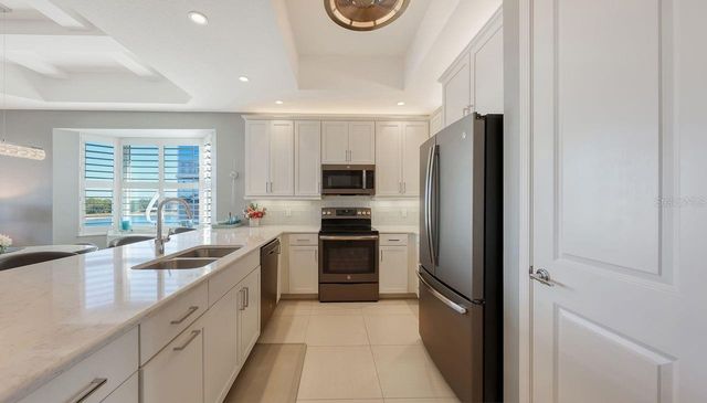 10530 BOARDWALK LOOP 505, Lakewood Ranch, FL 34202