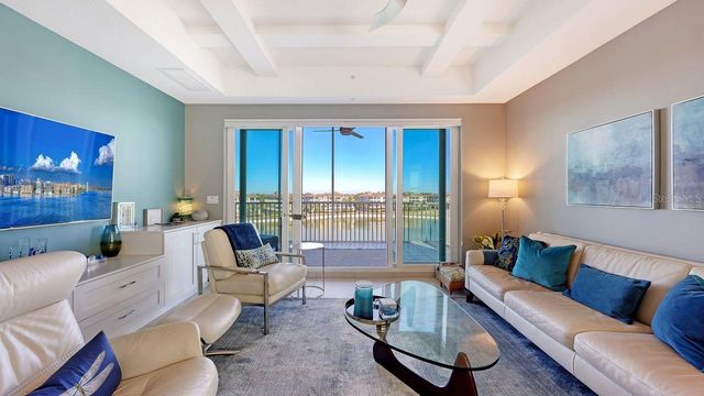 10530 BOARDWALK LOOP 505, Lakewood Ranch, FL 34202