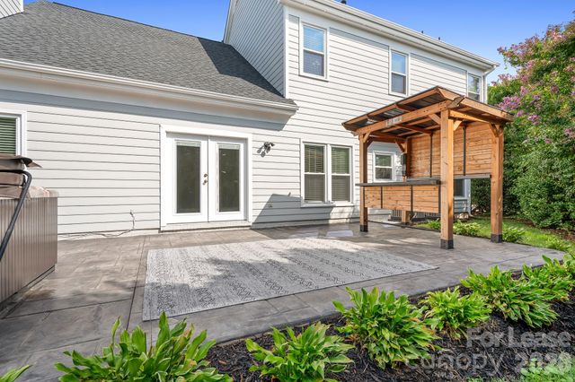 19942 Scanmar Lane, Cornelius, NC 28031