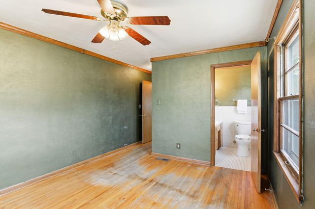 1562 Hoyt Avenue E, Saint Paul, MN 55106