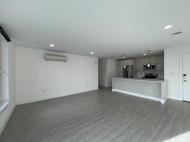 42 North Beacon St 406, Boston, MA 02134