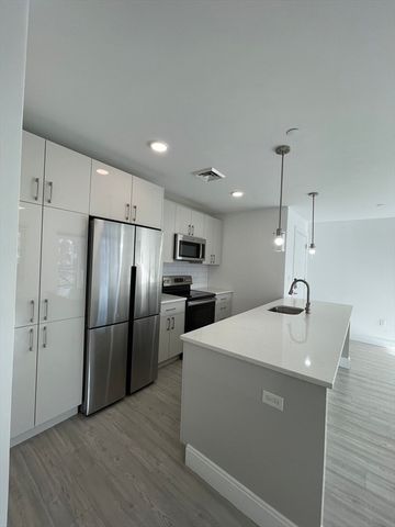 42 North Beacon St 406, Boston, MA 02134