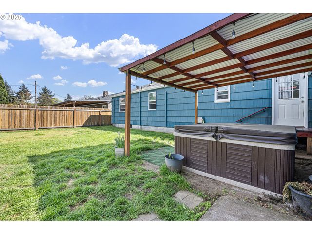 2207 WILLONA Dr, Eugene, OR 97408