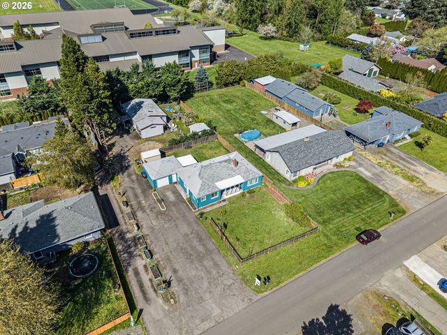 2207 WILLONA Dr, Eugene, OR 97408