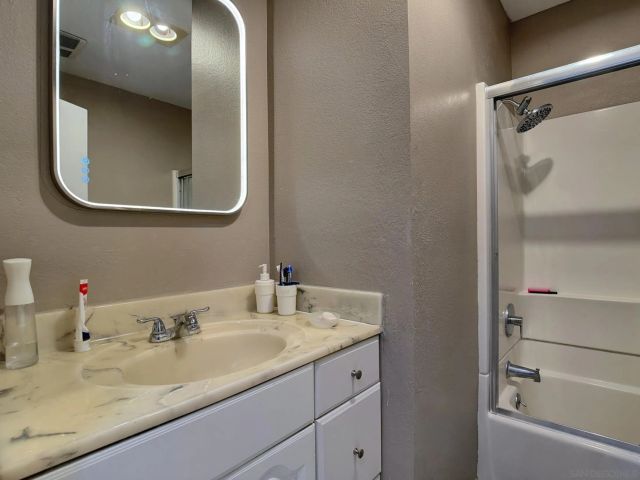 10295 Moorpark, Spring Valley, CA 91978