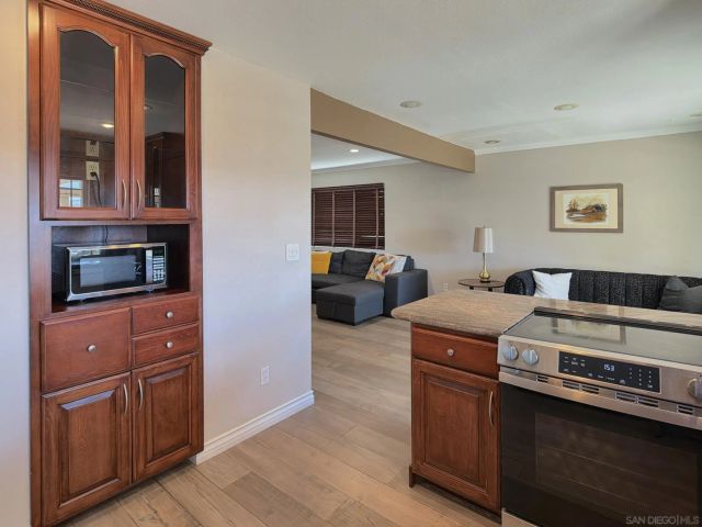 10295 Moorpark, Spring Valley, CA 91978