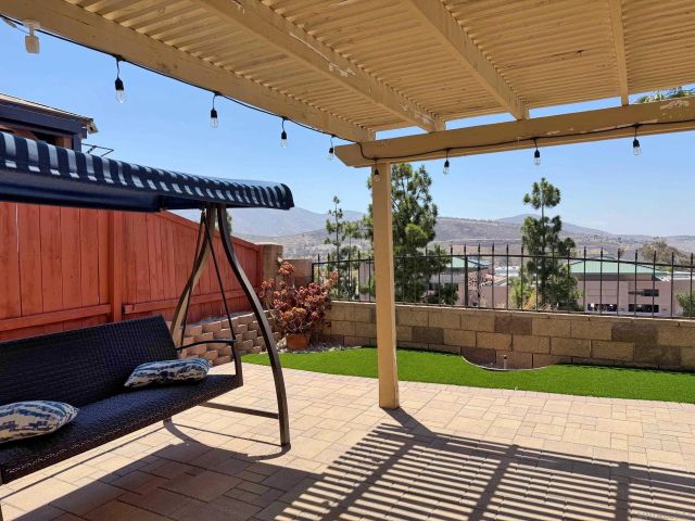 10295 Moorpark, Spring Valley, CA 91978