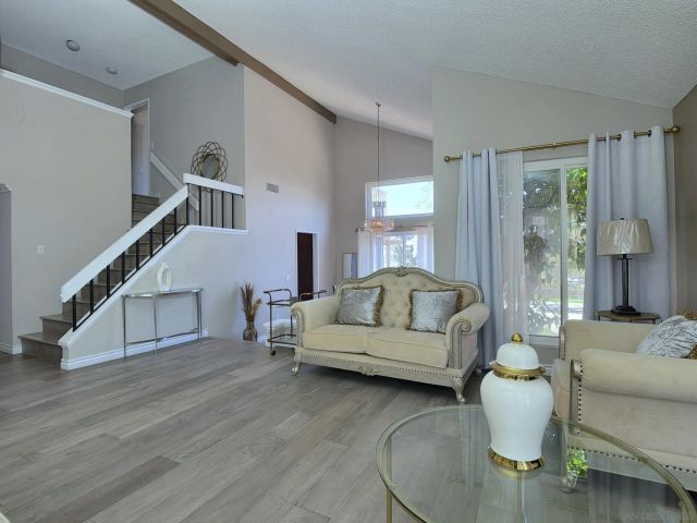 10295 Moorpark, Spring Valley, CA 91978