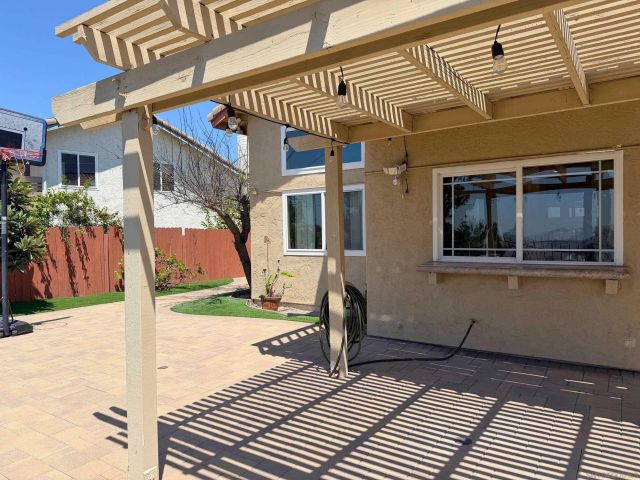 10295 Moorpark, Spring Valley, CA 91978