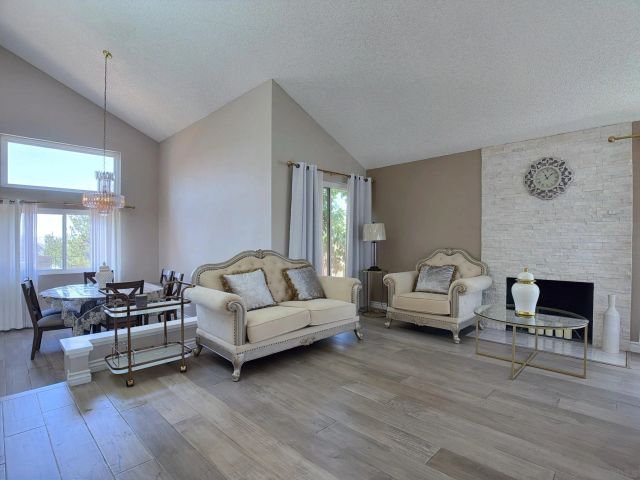 10295 Moorpark, Spring Valley, CA 91978