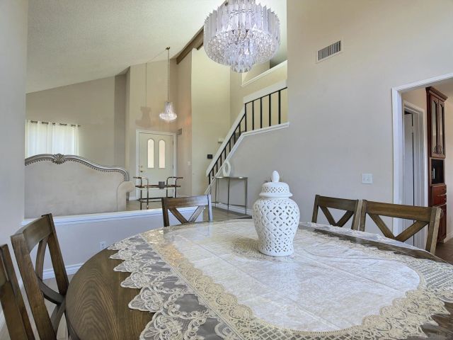 10295 Moorpark, Spring Valley, CA 91978