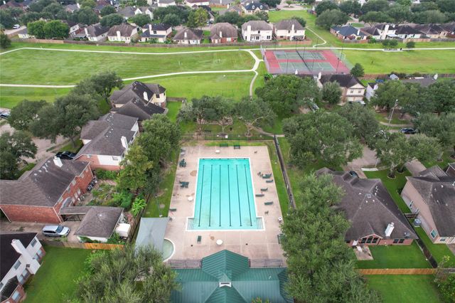 11931 Mckinney Falls Lane, Richmond, TX 77498