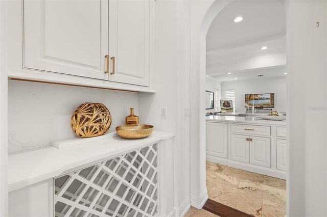 645 PANSY AVENUE, Winter Park, FL 32789