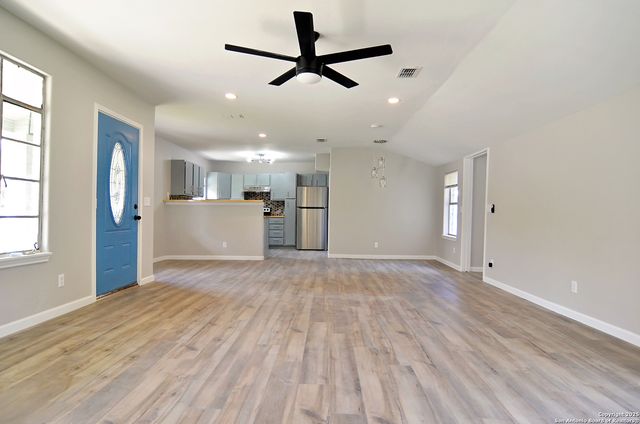 806 N Adams St., Beeville, TX 78102