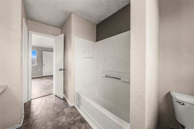 2708 S 2nd Street, Waco, TX 76706