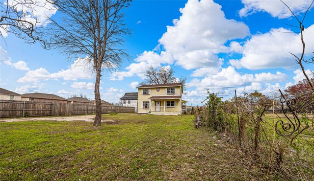 2708 S 2nd Street, Waco, TX 76706