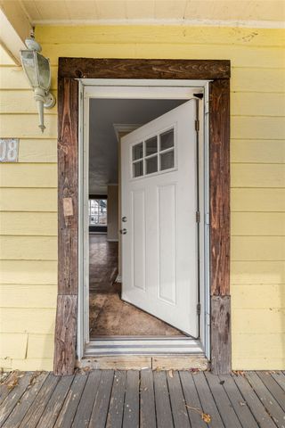 2708 S 2nd Street, Waco, TX 76706