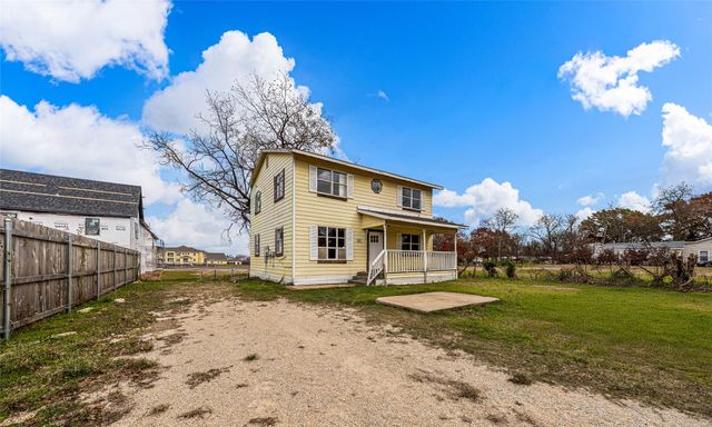 2708 S 2nd Street, Waco, TX 76706