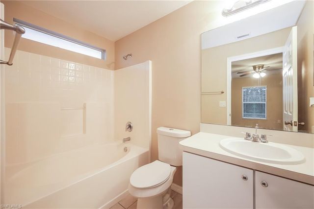 2705 Villa AVE S, Lehigh Acres, FL 33976