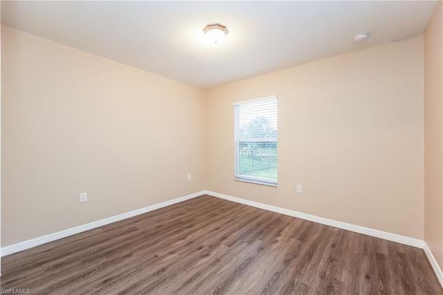 2705 Villa AVE S, Lehigh Acres, FL 33976