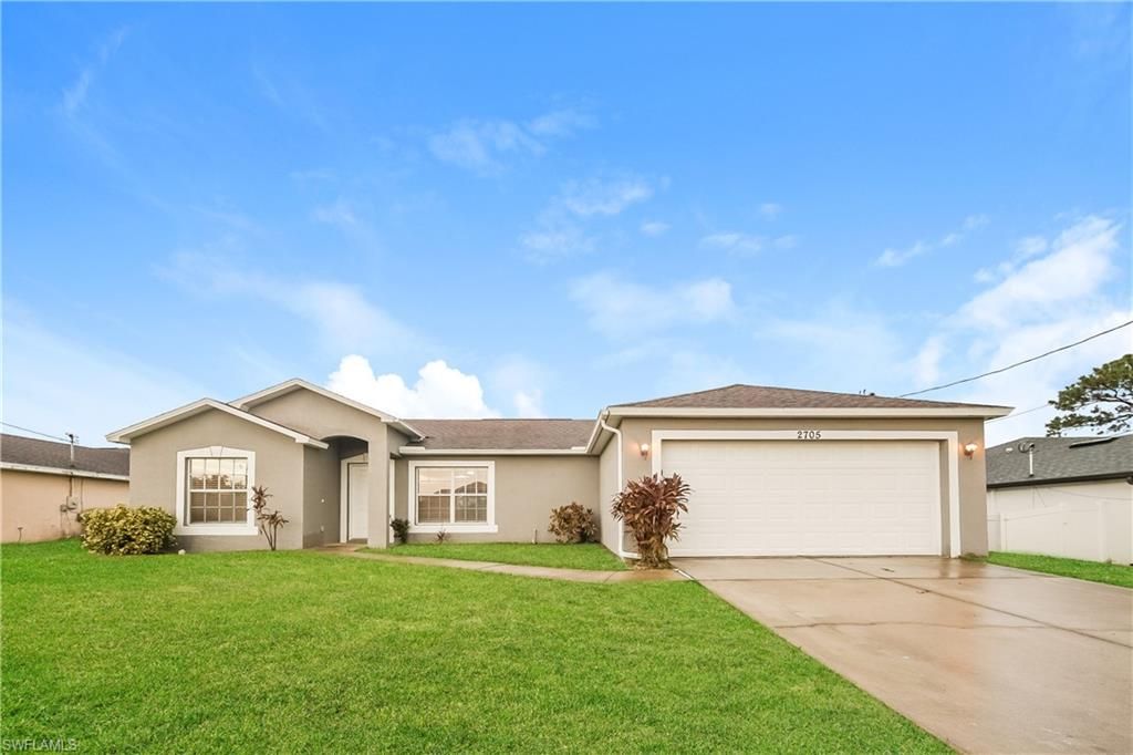 2705 Villa AVE S, Lehigh Acres, FL 33976