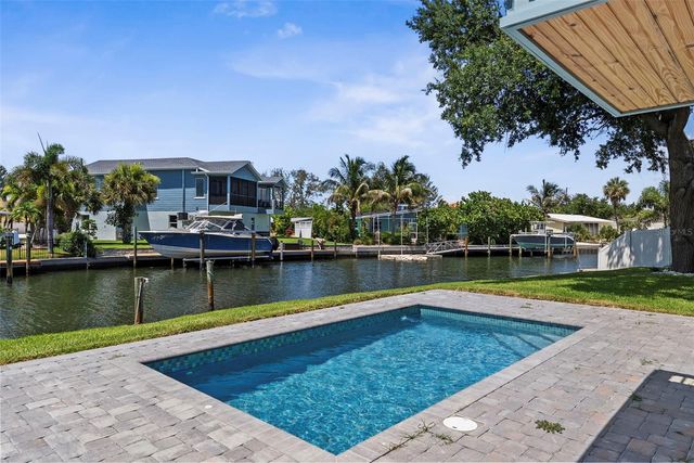 10016 KINGFISHER ROAD E, Bradenton, FL 34209
