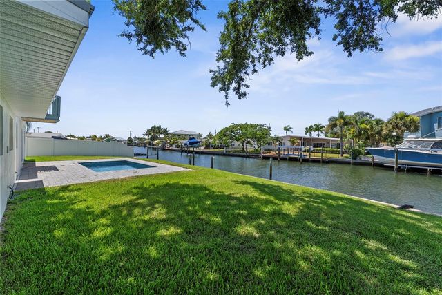 10016 KINGFISHER ROAD E, Bradenton, FL 34209