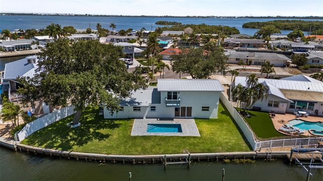 10016 KINGFISHER ROAD E, Bradenton, FL 34209