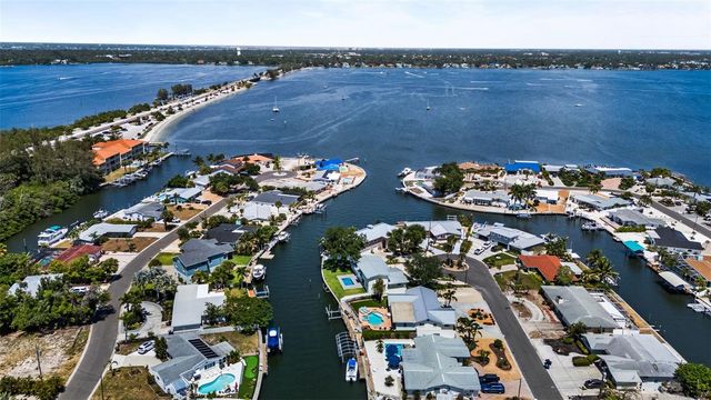 10016 KINGFISHER ROAD E, Bradenton, FL 34209