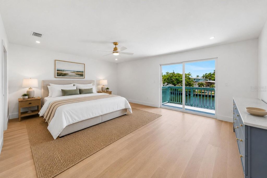 Image 37 of property listing at 10016 KINGFISHER ROAD E, Bradenton, FL 34209