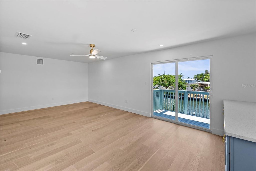 Image 38 of property listing at 10016 KINGFISHER ROAD E, Bradenton, FL 34209