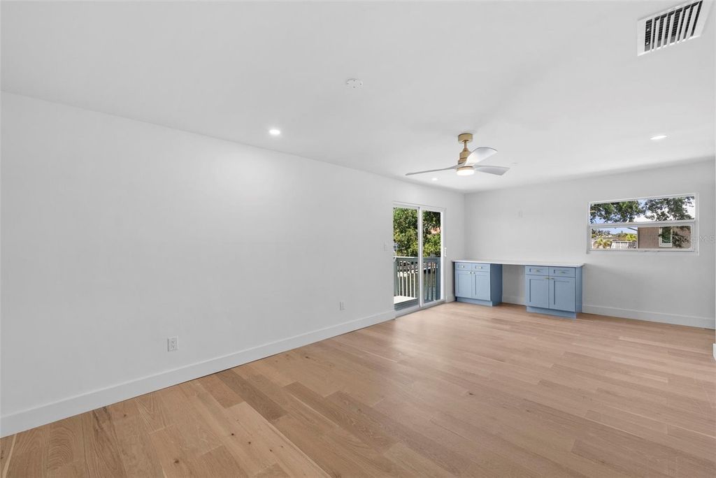 Image 39 of property listing at 10016 KINGFISHER ROAD E, Bradenton, FL 34209