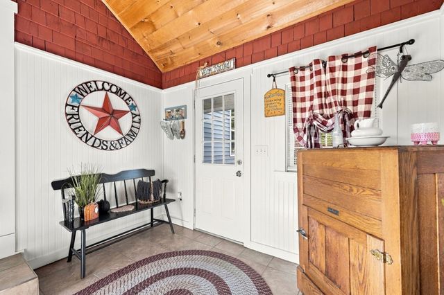 77 Summer St, Rehoboth, MA 02769