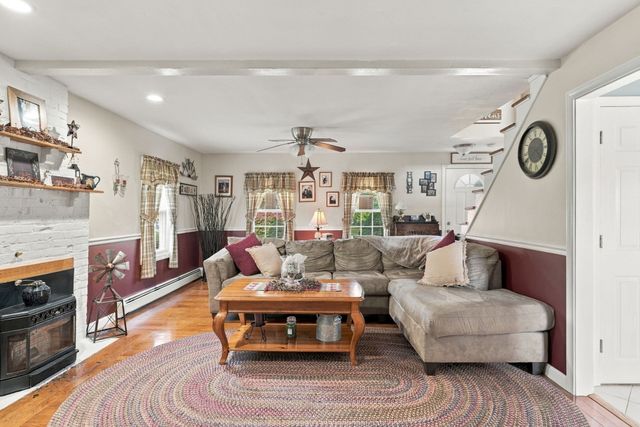 77 Summer St, Rehoboth, MA 02769