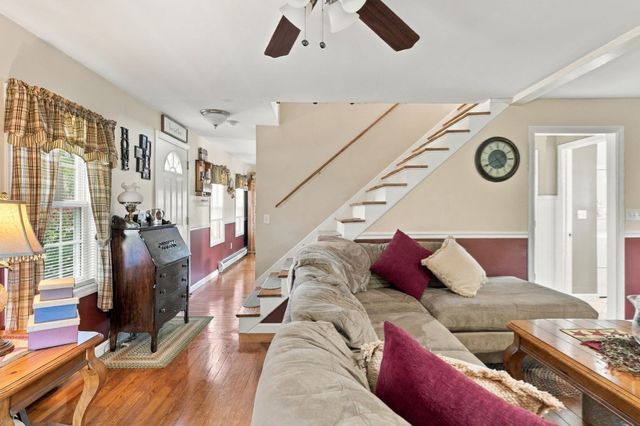 77 Summer St, Rehoboth, MA 02769