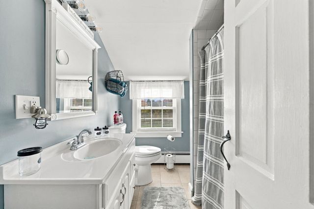 77 Summer St, Rehoboth, MA 02769