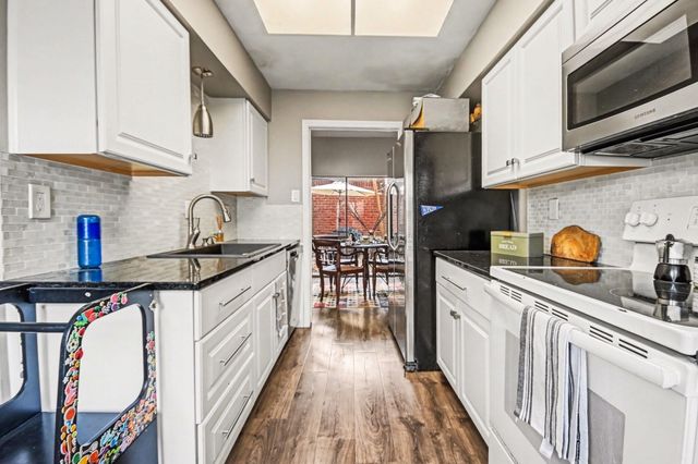 7447 Cambridge Street 73, Houston, TX 77054